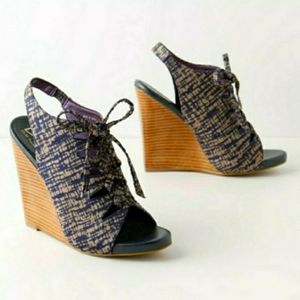 Due Farina Anthropologie Wedge 7.5